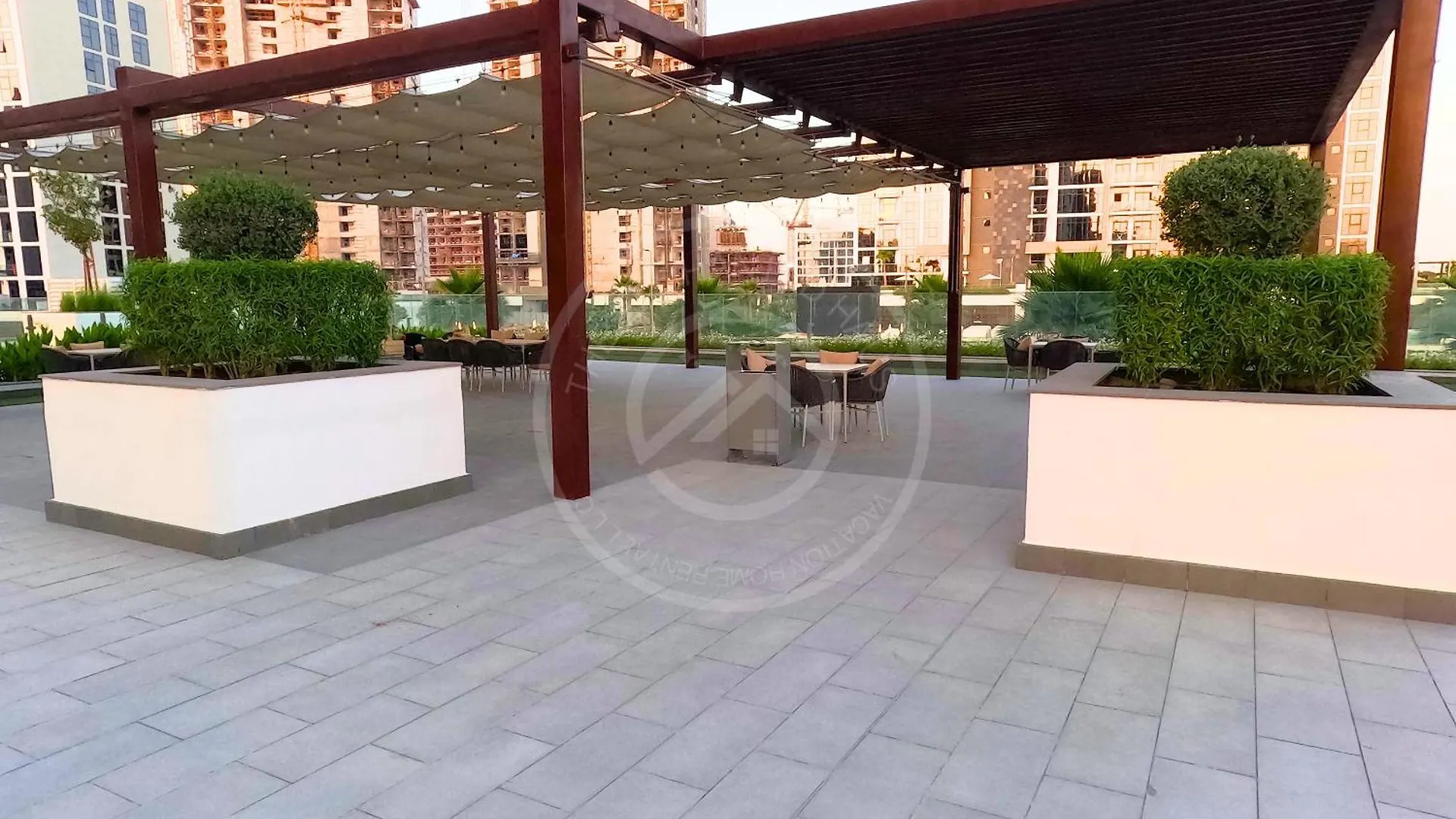 Luxury Stay In Meydan, Furnished Studio With Wifi, Terrace, Gym, Pool & Free Parking Dubai Apartment
