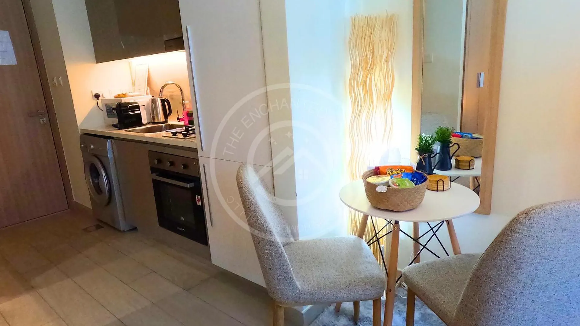 Luxury Stay In Meydan, Furnished Studio With Wifi, Terrace, Gym, Pool & Free Parking Dubai 0*,